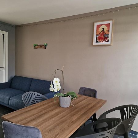 Dodo La Fami Apartment Sainte-Suzanne Bagian luar foto