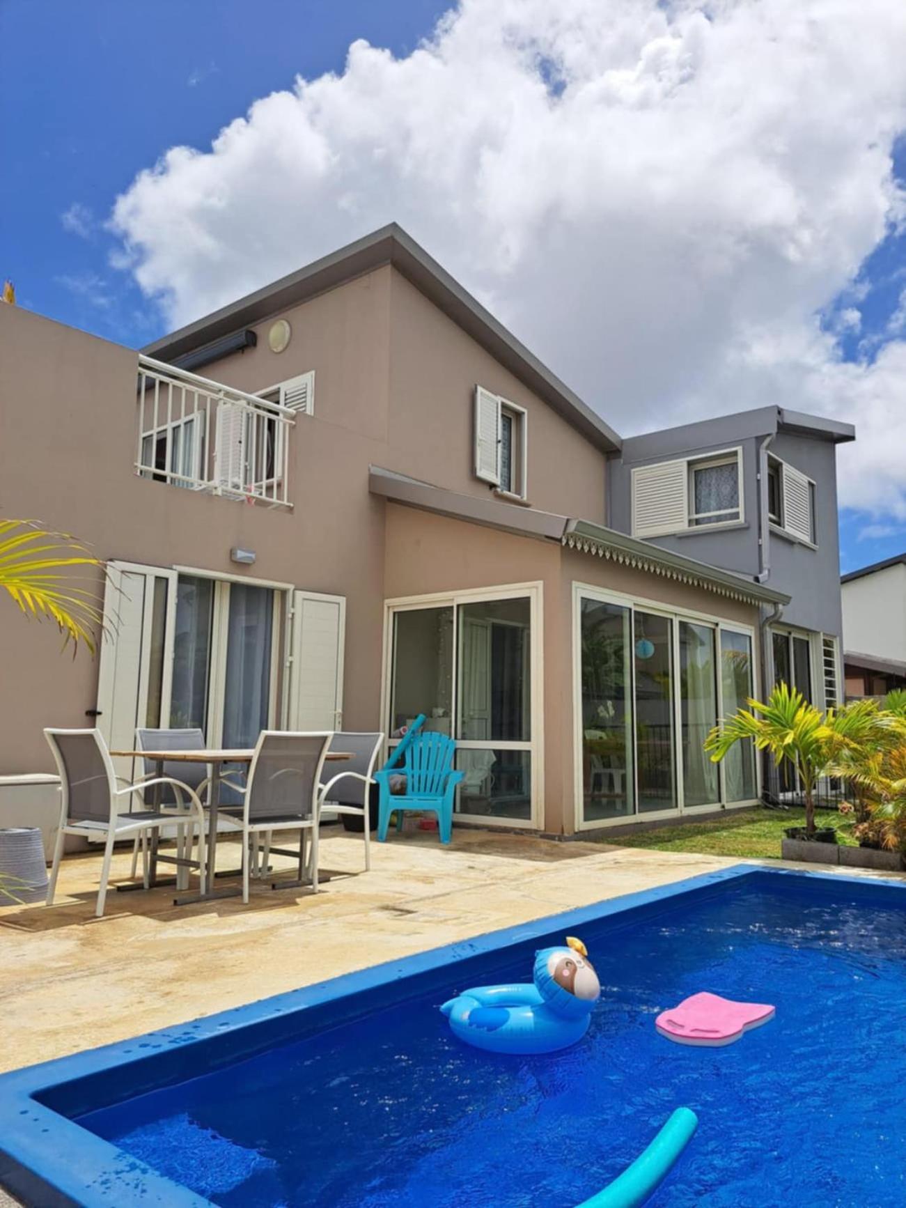 Dodo La Fami Apartment Sainte-Suzanne Bagian luar foto